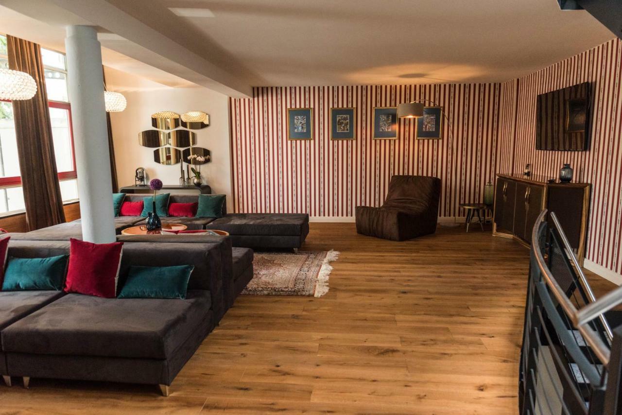 Luxus Stadthaus Am Dom Τσβικάου Εξωτερικό φωτογραφία