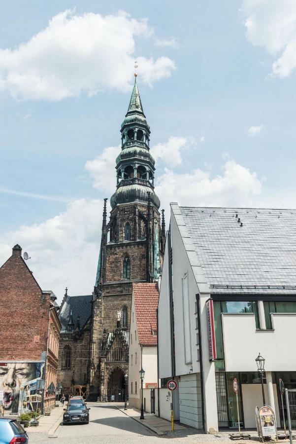 Luxus Stadthaus Am Dom Τσβικάου Εξωτερικό φωτογραφία